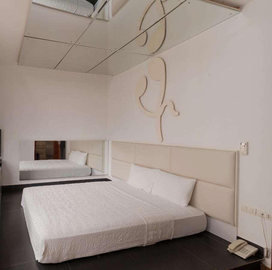 Blue Diamond Apartment Hotel Hanoi Exterior foto
